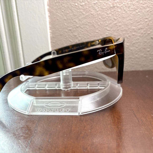 Ray-Ban Justin Classic polarized sunglasses (RB4165). - Picture 2 of 10